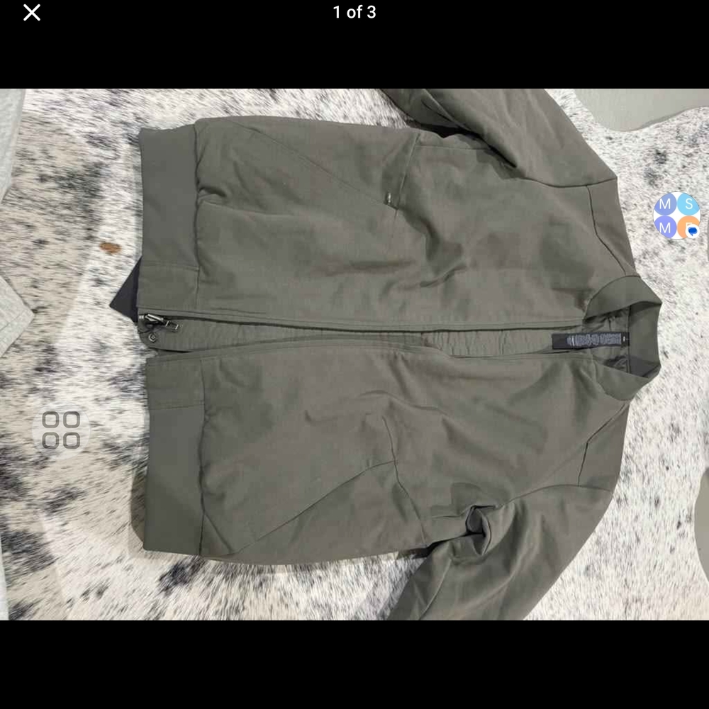 Lululemon Athletica Men's Olive Bomber Jacket